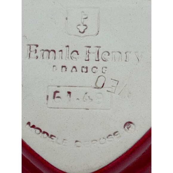 Emile Henry Red & White Heart Shape Ruffled Dish Made in France 5 3/4” 61.49 - Picture 9 of 16